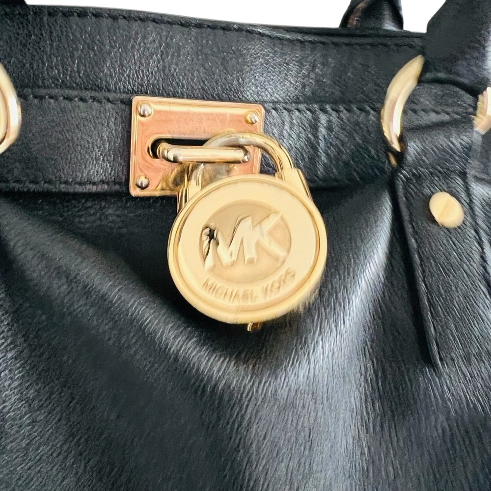 Michael Kors Black Shoulder Bag with Gold Accents - Picture 3 of 10